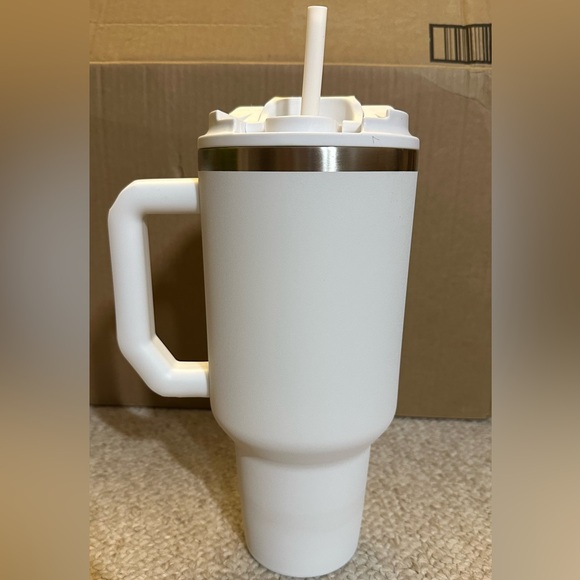 Frost Buddy Thicc Buddy 50oz White NEW IN BOX - Picture 3 of 14